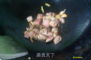 土豆鸡腿的做法步骤：2