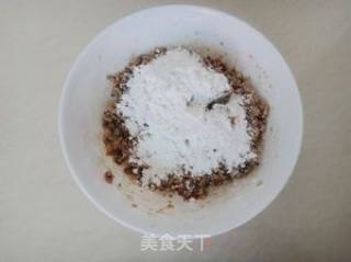五仁月饼的做法步骤：5