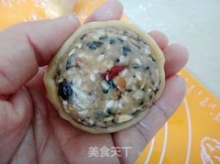五仁月饼的做法步骤：10