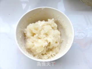 这种月饼超好吃——杏仁巧克力冰皮月饼的做法步骤：5