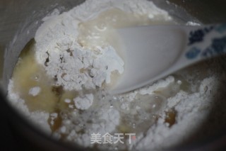 杏仁酥，酥条-叠被子的做法步骤：1