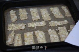 杏仁酥，酥条-叠被子的做法步骤：7