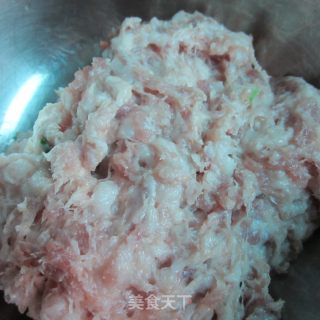 红烧狮子头的做法步骤：2