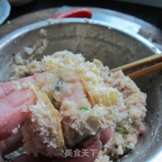 红烧狮子头的做法步骤：6