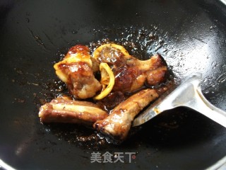 柠香酸甜排骨的做法步骤：8