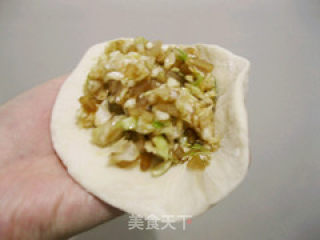 圆白菜素馅包子的做法步骤：13