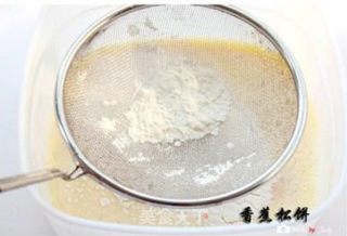 香蕉松饼的做法步骤：3