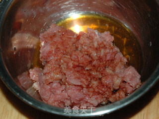 米饭杀手——榄菜肉末豇豆的做法步骤：1