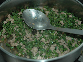米饭杀手——榄菜肉末豇豆的做法步骤：6