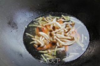 鲜虾米粉的做法步骤：8