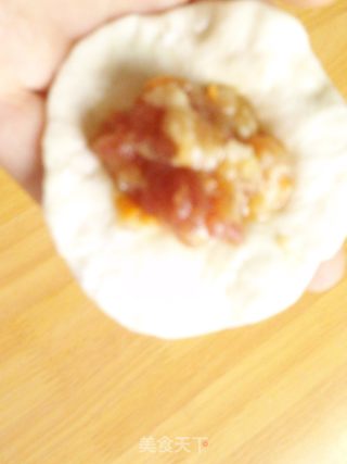 鲜香包子的做法步骤：6