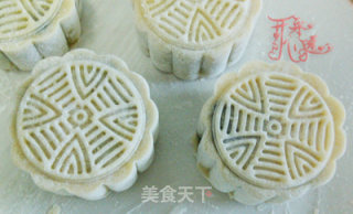 黑芝麻月饼-能看到芝麻粒的做法步骤：9