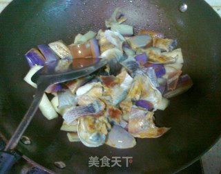 鱼干茄子煲的做法步骤：5