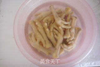 酒香浓郁--啤酒烧凤爪的做法步骤：3