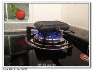 格子诱惑——华夫饼（泡打粉版，2个松饼的用量）的做法步骤：5