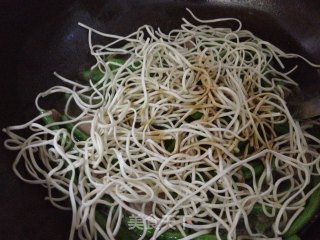 豇豆焖面的做法步骤：10