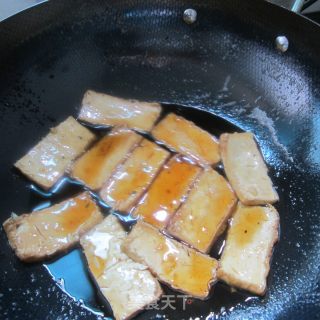 锅贴大块豆腐的做法步骤：4