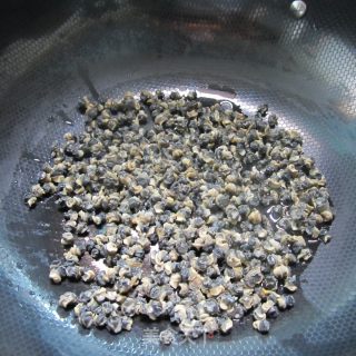 辣炒螺肉的做法步骤：3