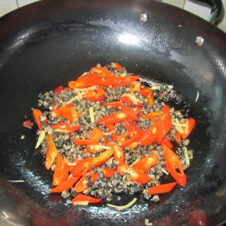 辣炒螺肉的做法步骤：7