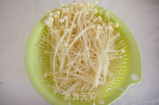 蒜香双椒金针菇的做法
