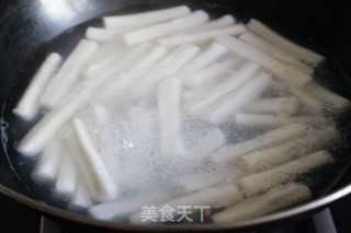 咖喱烤麸年糕的做法步骤：3