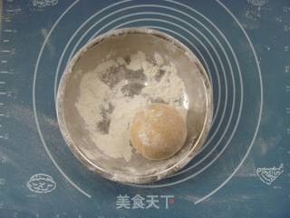 蛋黄莲蓉月饼的做法步骤：14