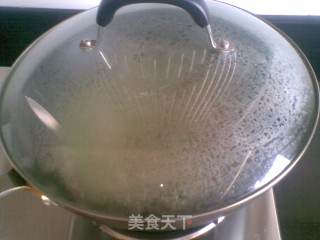 毛豆炒平菇的做法步骤：5