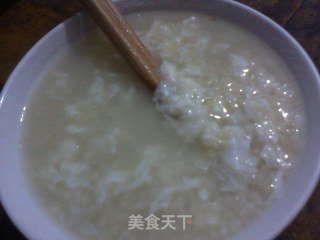 营养鸡蛋小米粥的做法步骤：7