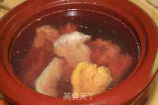 猪骨炖莲藕汤的做法步骤：3