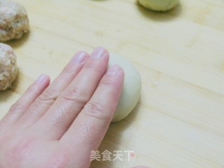 苏式葱香鲜肉月饼的做法步骤：16