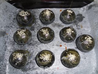 竹炭蛋黄酥的做法步骤：20