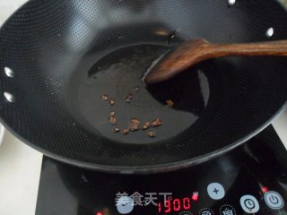 酱爆花蛤的做法步骤：3