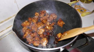 土豆烧排骨的做法步骤：6