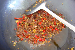 香辣牛肉酱--辣香浮动的做法步骤：9