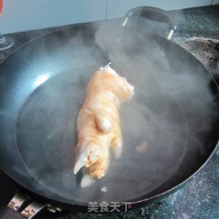 红烧猪手的做法步骤：2