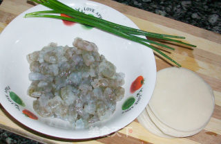 水晶虾饺的做法步骤：1