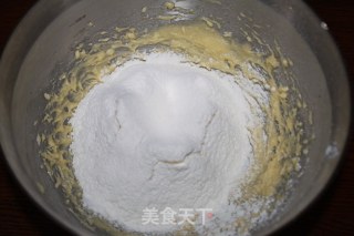 【蔓越莓酥饼】---酥得掉渣的饼干的做法步骤：4