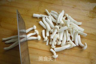 牛肉鲜菇米粥的做法步骤：1