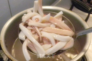 酱香鱿鱼的做法步骤：4