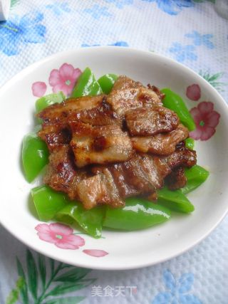 青椒煎肉片的做法步骤：7