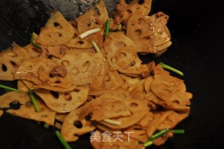 酱焖藕断丝连的做法步骤：4