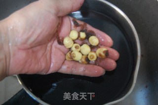 莲桂拘杞羹的做法步骤：1
