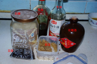 鼓汁排骨蒸河粉的做法步骤：1