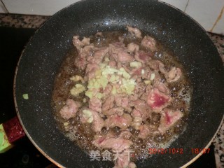 水煮牛肉片的做法步骤：8