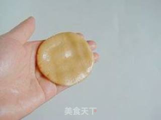 最爱的广式月饼---【蛋黄莲蓉月饼】的做法步骤：11