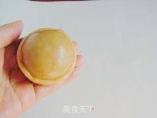 最爱的广式月饼---【蛋黄莲蓉月饼】的做法步骤：13