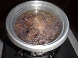 香菇大骨面的做法步骤：7
