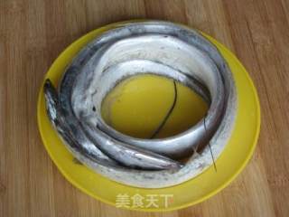 清蒸带鱼的做法步骤：1