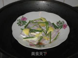 清蒸带鱼的做法步骤：7