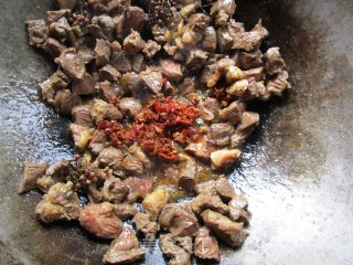 红烧牛肉的做法步骤：5